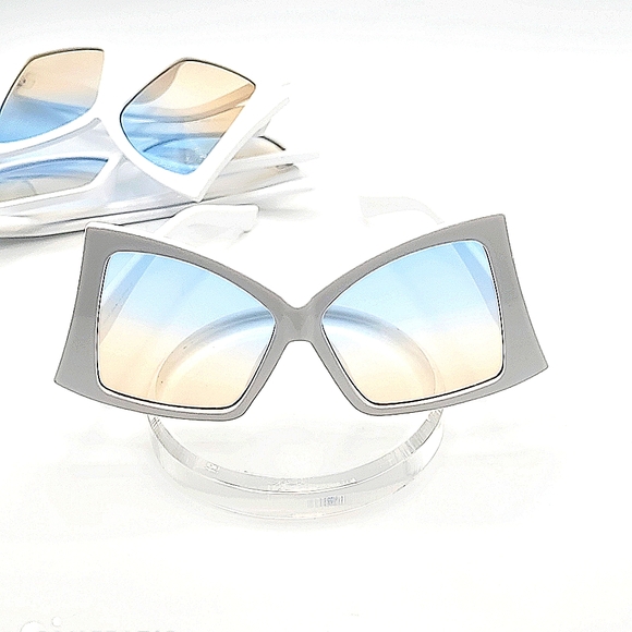 Hexxie Ultra White Sunglasses - Picture 4 of 4